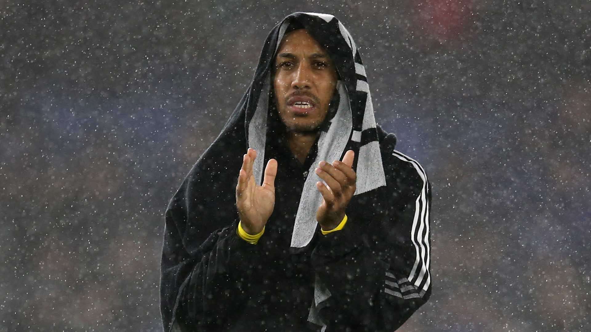 绝不退缩 绝不退缩